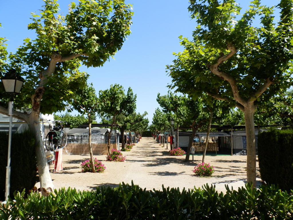 Camping Clara Torredembarra Exterior photo